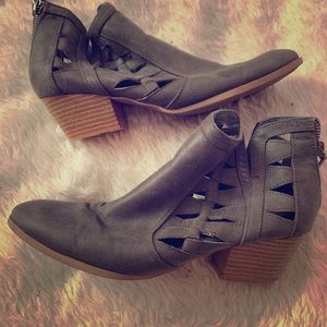 Cute ankle peekaboo Booties
